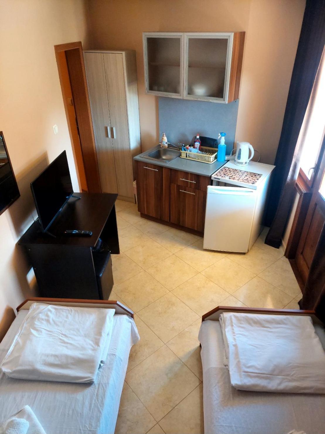 Hristovi Apartments & Studios Pomorie Exterior photo