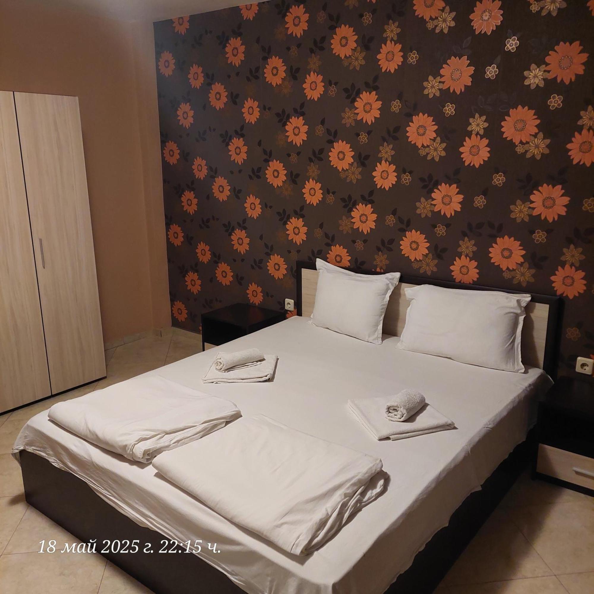 Hristovi Apartments & Studios Pomorie Exterior photo
